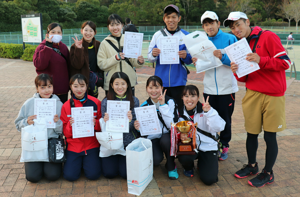 ソフトテニス部 試合結果 活動状況 ルーセントカップ争奪選手権大会 一般女子a 優勝 準優勝 3位 一般男子a 3位 2020 11 23 長崎 純心大学